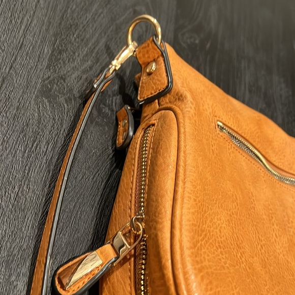 Moda Luxe Brown General Use Purse w/Various Zippers & Pockets - Picture 12 of 14